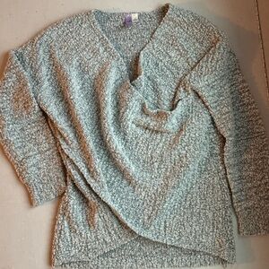 Alya Small women’s black and white and gray sweater